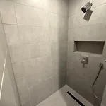 Modern In 13001 Apartment