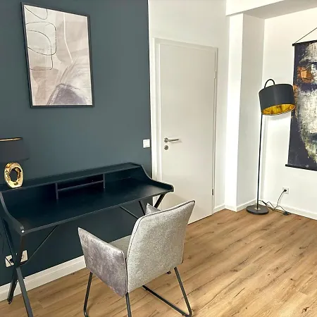 Apartment Modern In 13001 *
