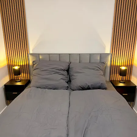 Modern In 13001 *